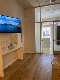 More Photos Of 522-524 N Avalon Blvd, Wilmington Storefront Retail Office For Sale