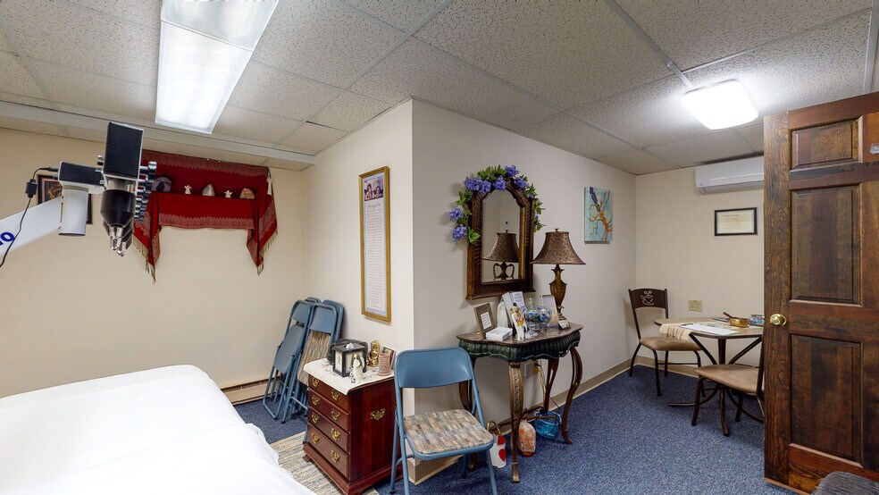 More Photos Of 6 Way Rd, Middlefield Office For Sale