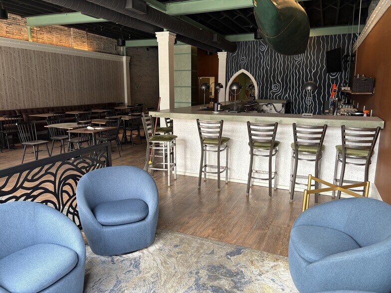 More Photos Of 968 Elm St, Manchester Storefront For Lease