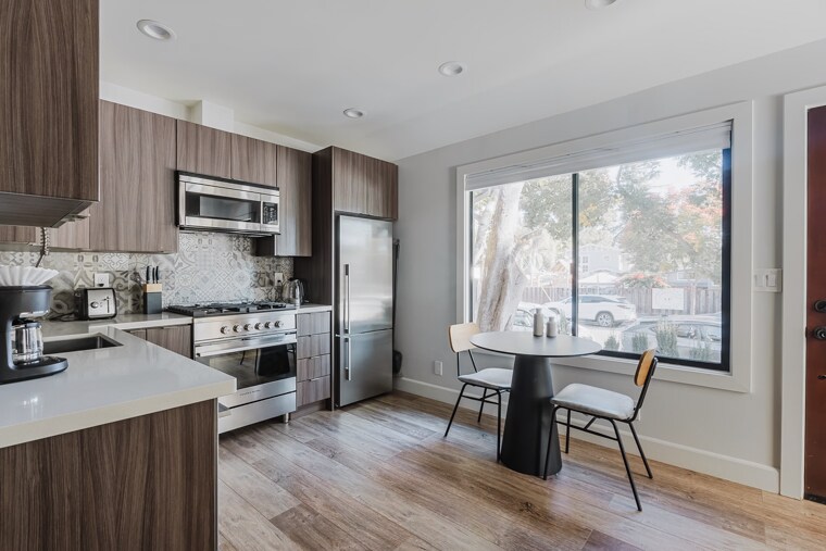 More Photos Of 251 Middlefield Rd, Palo Alto Apartments For Sale