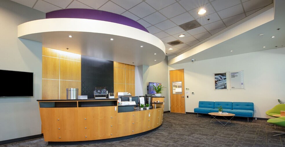 More Photos Of 101 Galveston Dr, Redwood City Flex For Lease