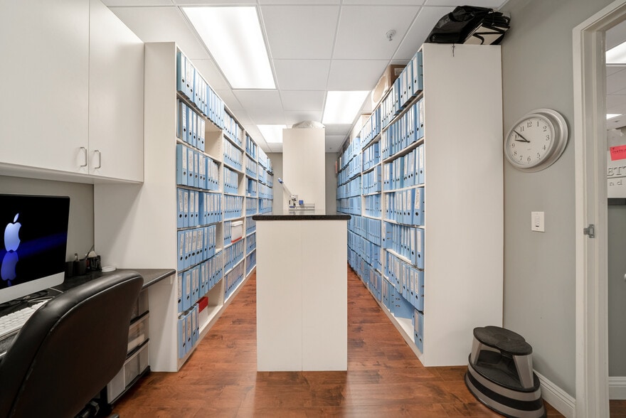 More Photos Of 6B Liberty, Aliso Viejo Office For Sale