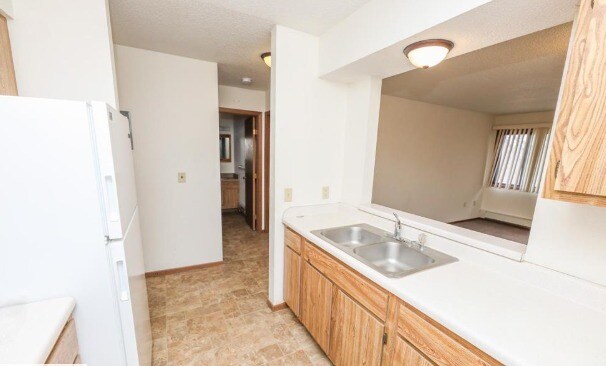 More Photos Of 315 E Main St, Cyrus Apartments For Sale