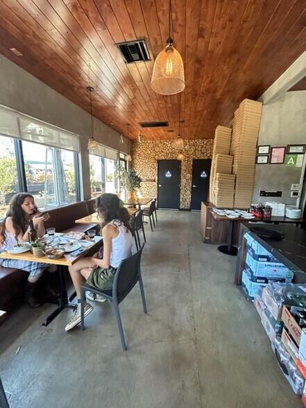 More Photos Of 2861 W Sunset Blvd, Los Angeles Restaurant For Lease