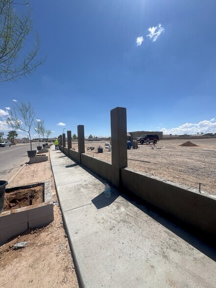 More Photos Of 14372 Rudi Kuefner, Horizon City Industrial For Sale