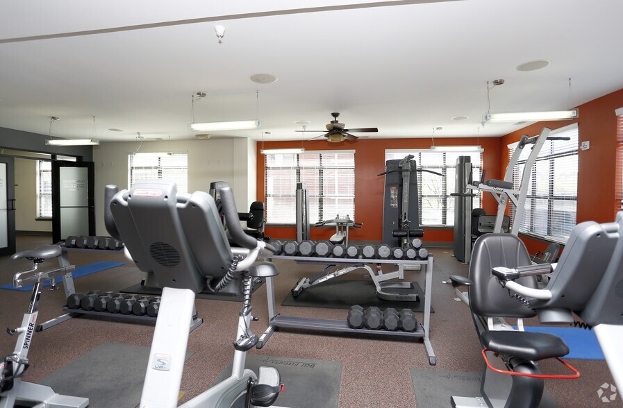 More Photos Of 310 W Michigan St, Indianapolis Apartments For Lease