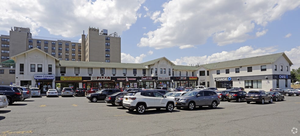 More Photos Of 754-778 Manor Rd, Staten Island Storefront Retail Office For Lease