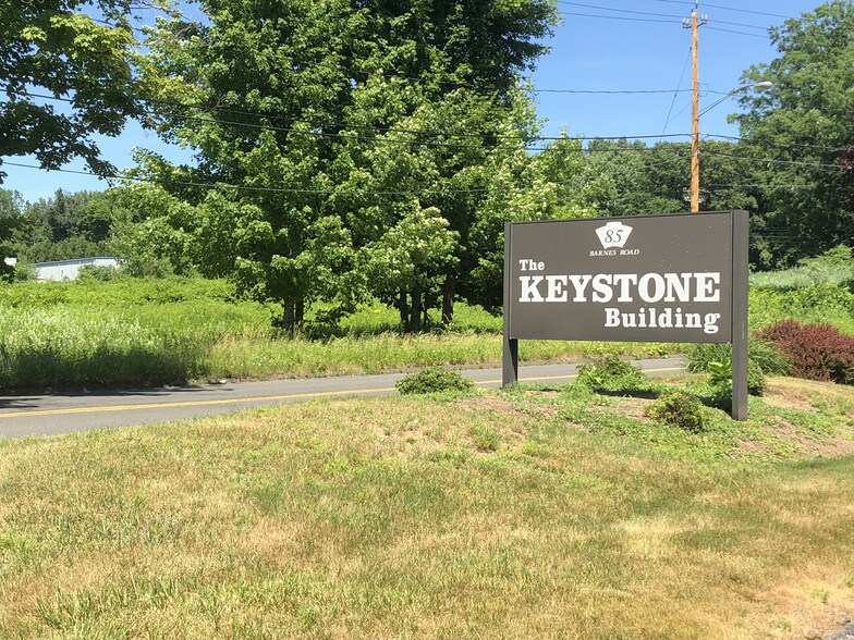 More Photos Of 85 Barnes Rd, Wallingford Medical For Sale