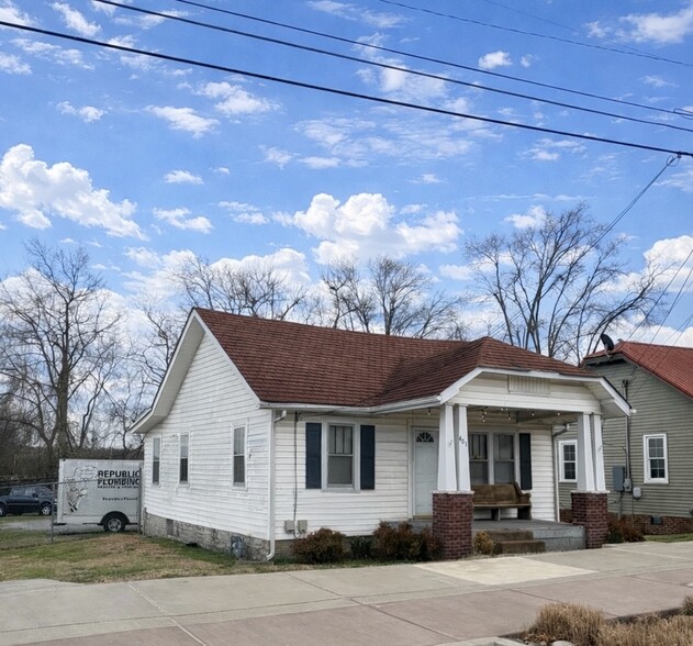 Primary Photo Of 401 Madison Station Blvd, Madison General Retail For Sale