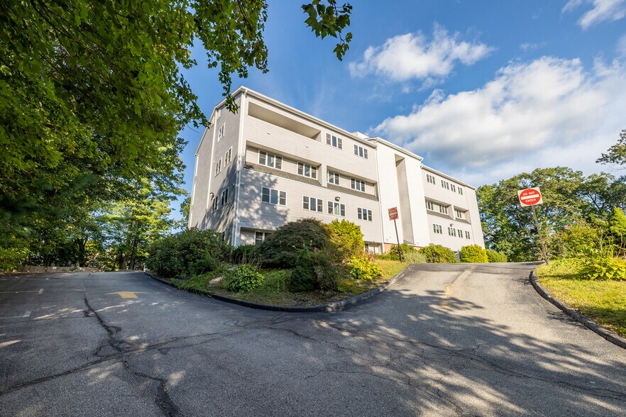 Primary Photo Of 1538 Turnpike St, North Andover Medical For Sale