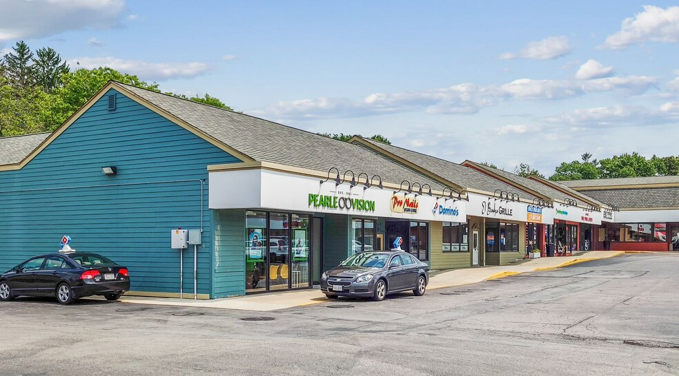 More Photos Of 421-437 Boston Post Rd, Sudbury Unknown For Lease