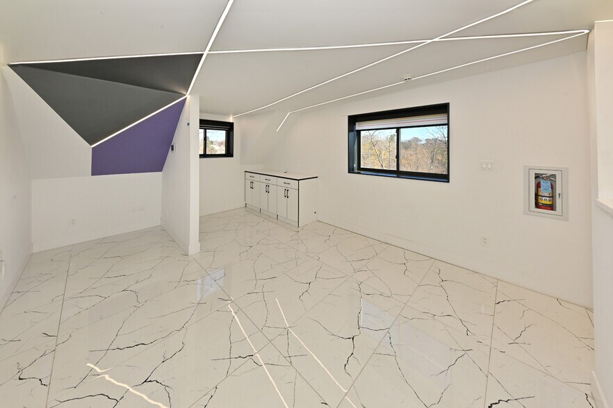 More Photos Of 1 S Liberty Dr, Stony Point Storefront For Sale