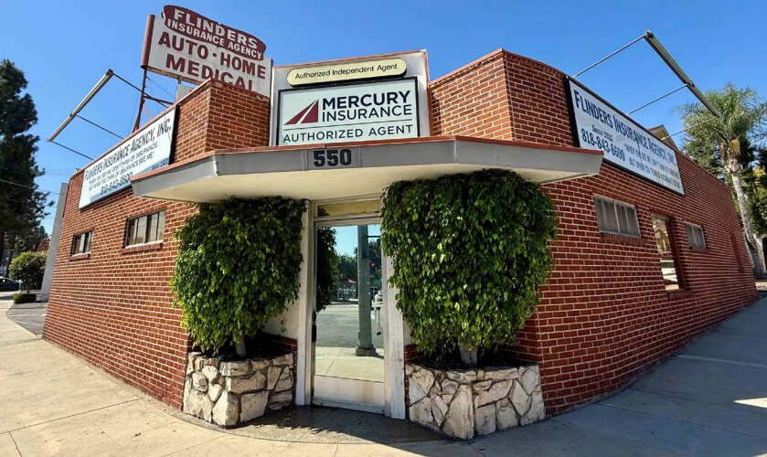 Primary Photo Of 550 S Glenoaks Blvd, Burbank Office For Sale
