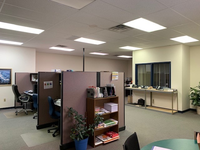 More Photos Of 1092-1112 N Meridian Rd, Youngstown Showroom For Lease