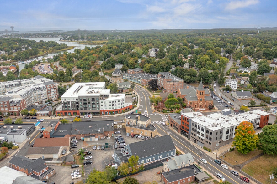 More Photos Of 11 Front St, Weymouth Office For Lease