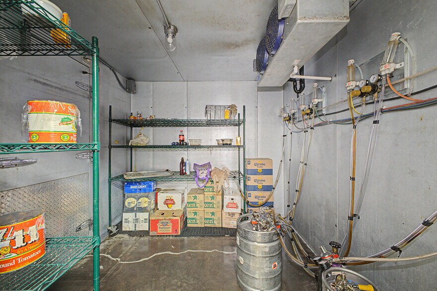 More Photos Of 2827 E Bell Rd, Phoenix Restaurant For Sale