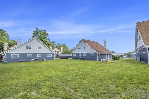 More Photos Of 2050 Inverway Ct, Kalamazoo Apartments For Sale