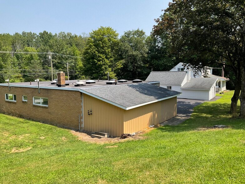 More Photos Of 2275 Duanesburg Rd, Duanesburg Veterinarian Kennel For Sale