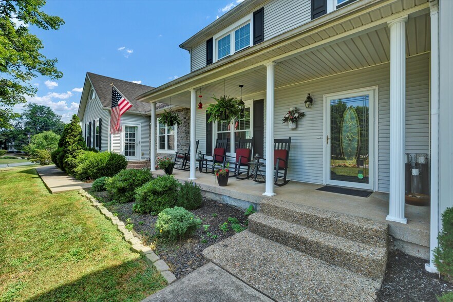 More Photos Of 110 Holy Cross Rd, Loretto Hospitality For Sale