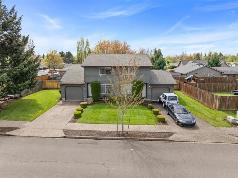 More Photos Of 2034 SW Fellows St, McMinnville Multifamily For Sale