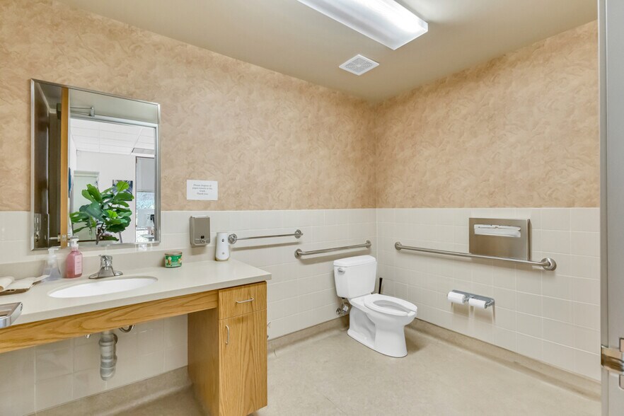 More Photos Of 2206 Plaza Dr, Rocklin Office For Sale