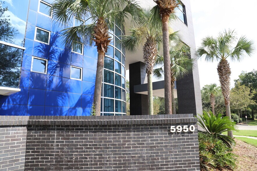 More Photos Of 5950 NW 1st Pl, Gainesville Office For Lease