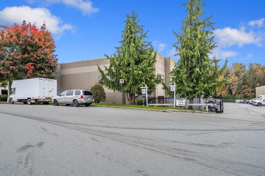 More Photos Of 30600-30610 Progressive Way, Abbotsford Warehouse For Sale