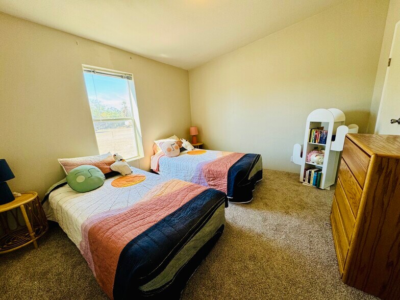 More Photos Of 55 E Kuehn St, Quartzsite Trailer Camper Park For Sale