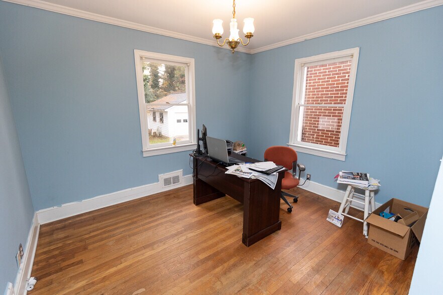 More Photos Of 330 S Culver St, Lawrenceville Loft Creative Space For Sale
