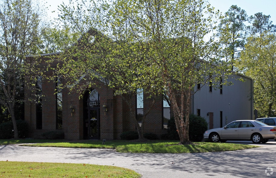 Primary Photo Of 131 International Dr, Morrisville Flex For Lease