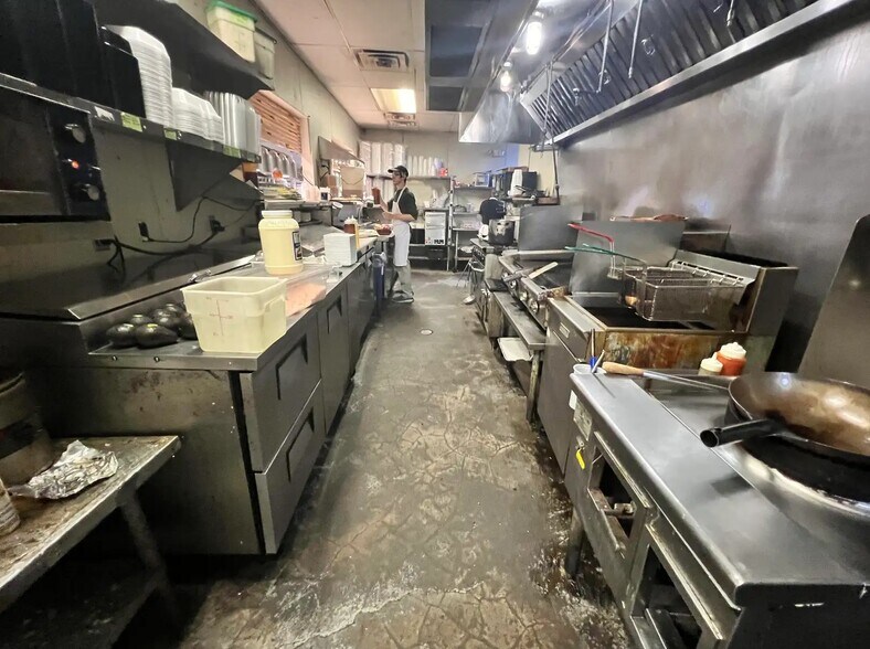 More Photos Of 5207 Essen Ln, Baton Rouge Unknown For Lease