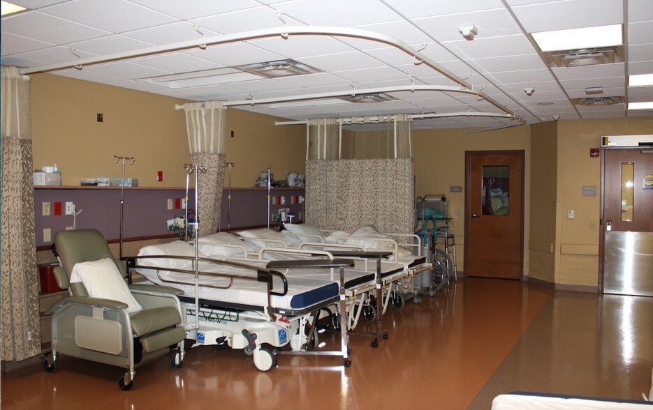 More Photos Of 250 Fame Ave, Hanover Medical For Lease