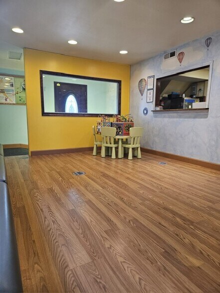 More Photos Of 3767 Richmond Ave, Staten Island Medical For Sale