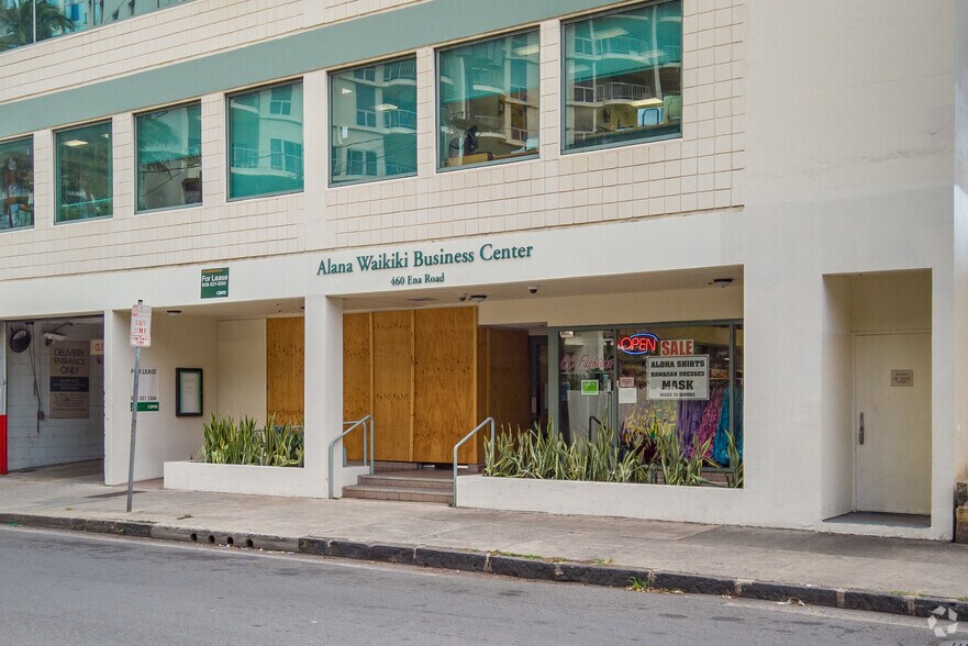 More Photos Of 460 Ena Rd, Honolulu Office For Lease