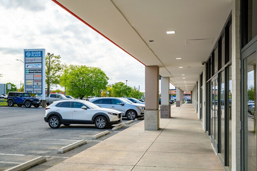 More Photos Of 1300-1338 E Gude Dr, Rockville Unknown For Lease