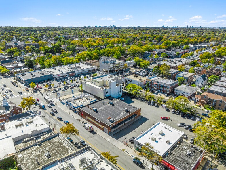 More Photos Of 43-20 Bell Blvd, Bayside Drugstore For Lease