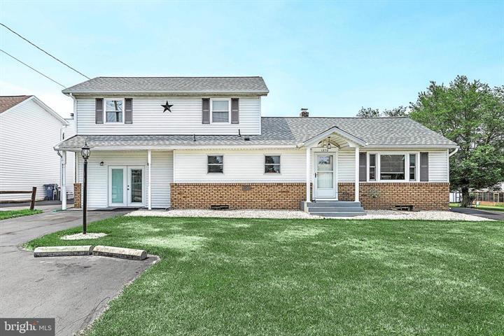 Primary Photo Of 1270 Chambersburg Rd, Gettysburg Specialty For Sale