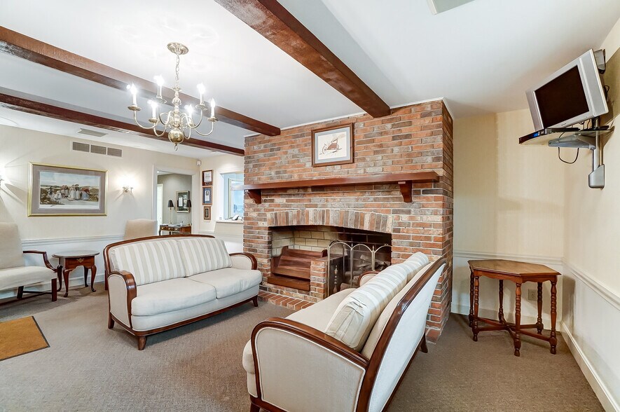 More Photos Of 1354 N Monroe Dr, Xenia Medical For Sale