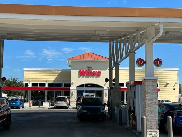 More Photos Of 3601 E Silver Springs Blvd, Ocala Service Station For Sale