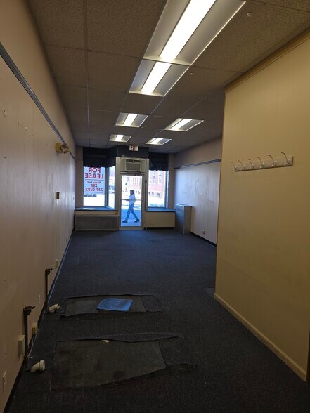 More Photos Of 1072 Great Plain Ave, Needham Storefront Retail Office For Lease