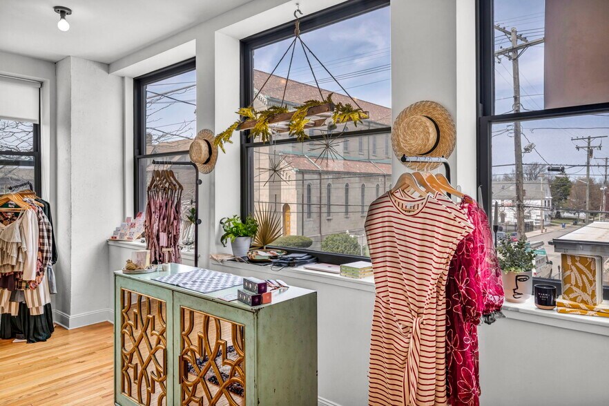 More Photos Of 12501 Madison Ave, Lakewood Office For Lease