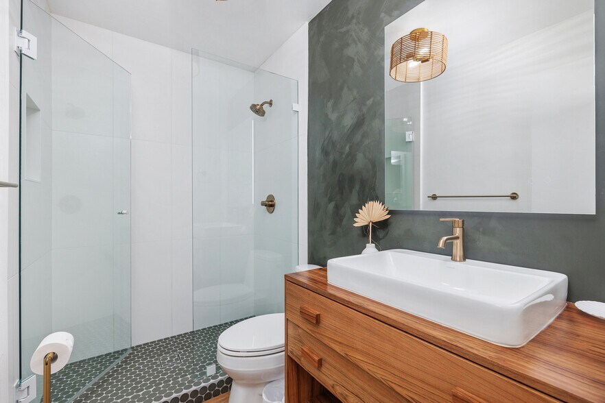 More Photos Of 4627 Park Dr, Carlsbad Apartments For Sale