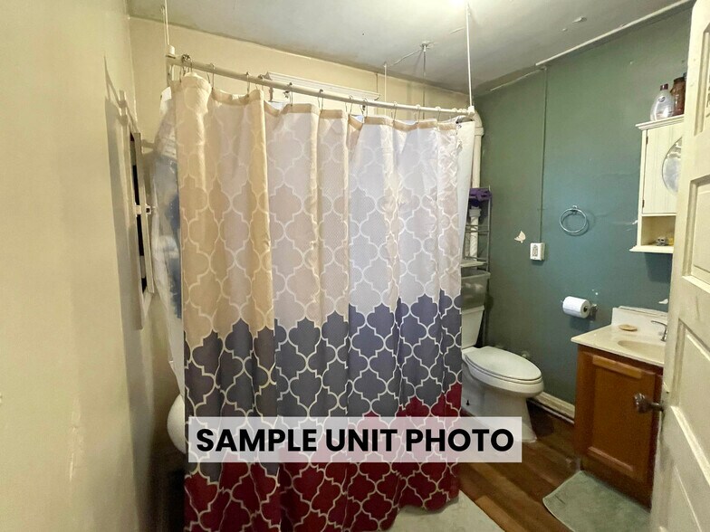 More Photos Of 136 S Parke St, Aberdeen Multifamily For Sale