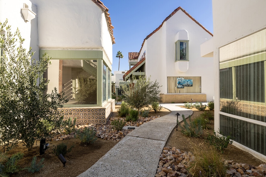 More Photos Of 73241 Highway 111, Palm Desert Storefront Retail Office For Lease