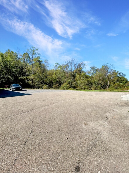 More Photos Of 703 US-30, Imperial General Retail For Lease