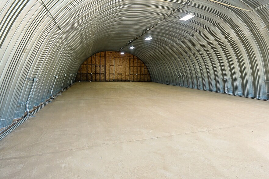 More Photos Of 92240 N Bank Ln, Coquille Warehouse For Lease