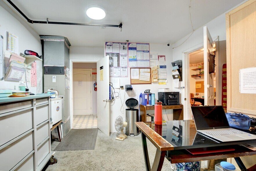 More Photos Of 625 Barbara Drive, Grants Pass Assisted Living For Sale