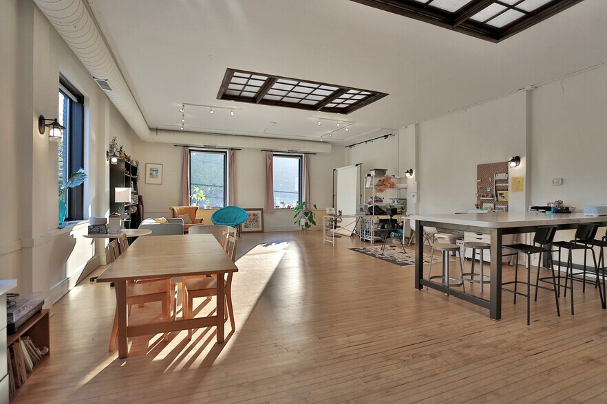 More Photos Of 1300-1304 NE 2nd St, Minneapolis Loft Creative Space For Lease