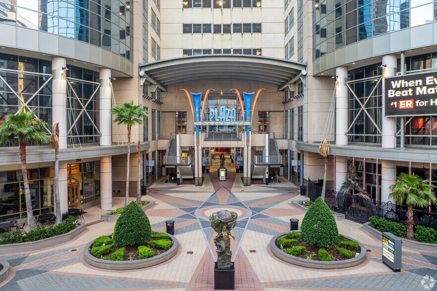 More Photos Of 15 S Court Ave, Orlando General Retail For Sale