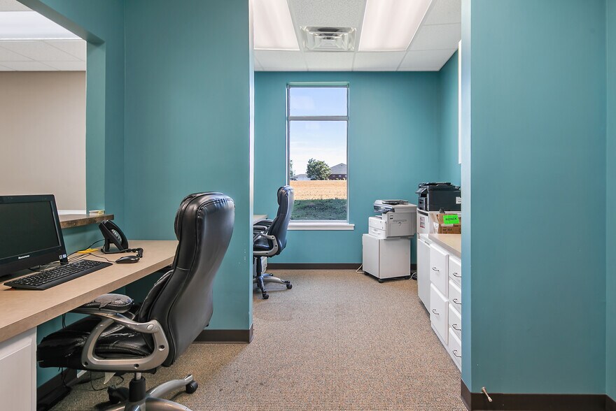 More Photos Of 303-305 Tilghman Dr, Dunn Medical For Sale